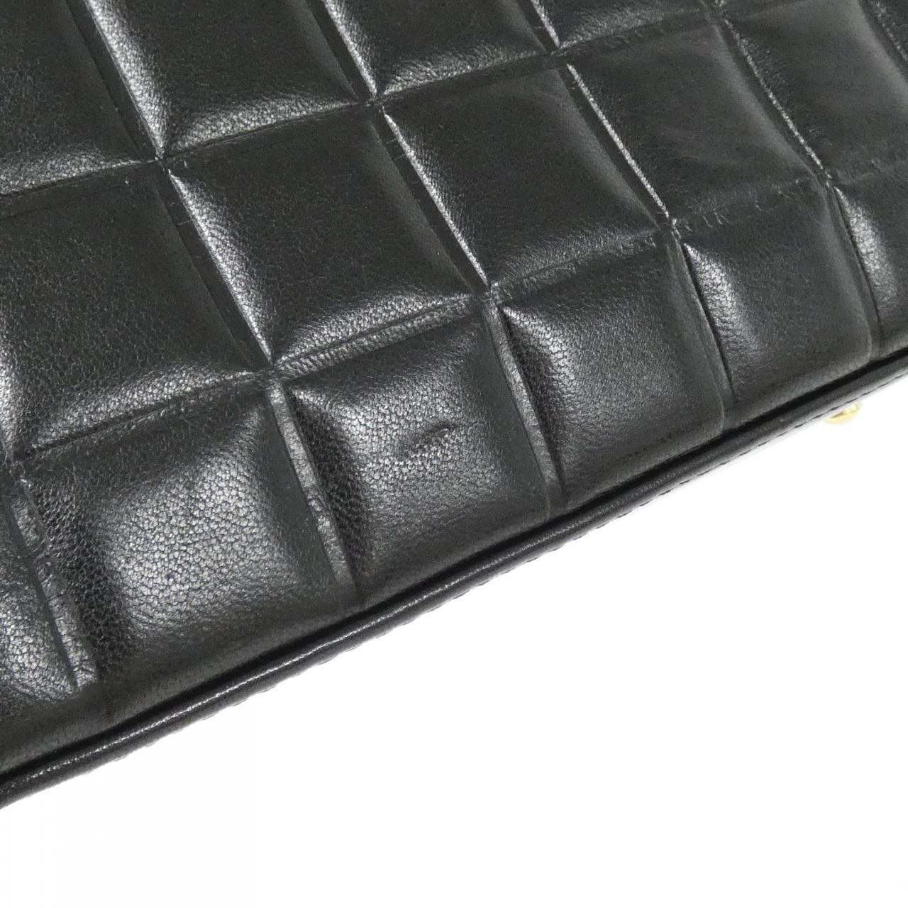 シャネル ラムスキン ショルダーバッグ