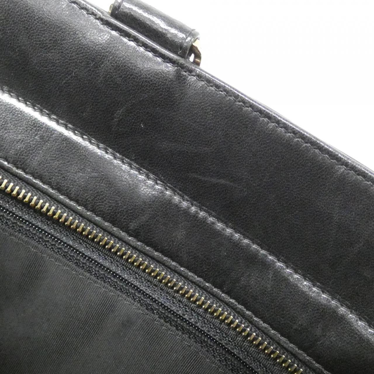 シャネル ラムスキン ショルダーバッグ