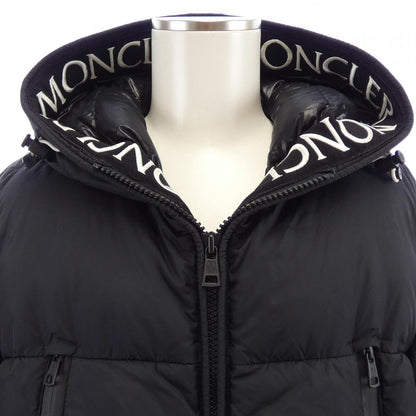 モンクレール MONTCLA ダウンジャケット