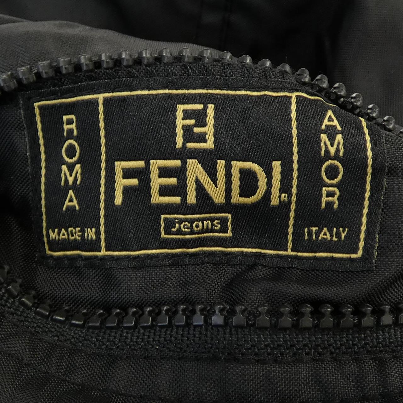フェンディ ロングベスト