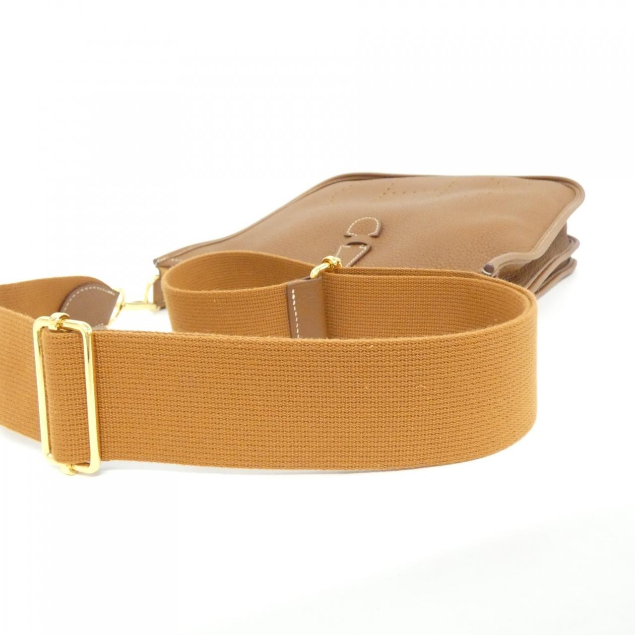 エルメス エヴリン3 PM トリヨンクレマンス ショルダーバッグ