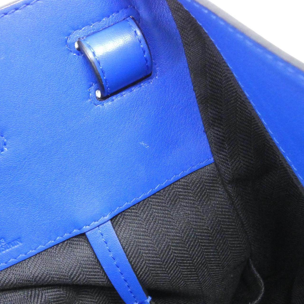 ロエベ ハンモック スモール カーフ ショルダーバッグ