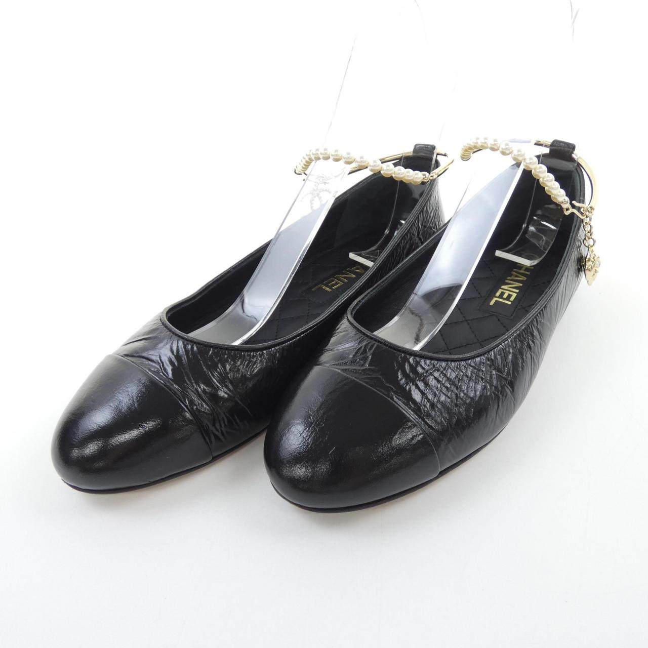 シャネル バレリーナ シャイニーラムスキン フラットシューズ