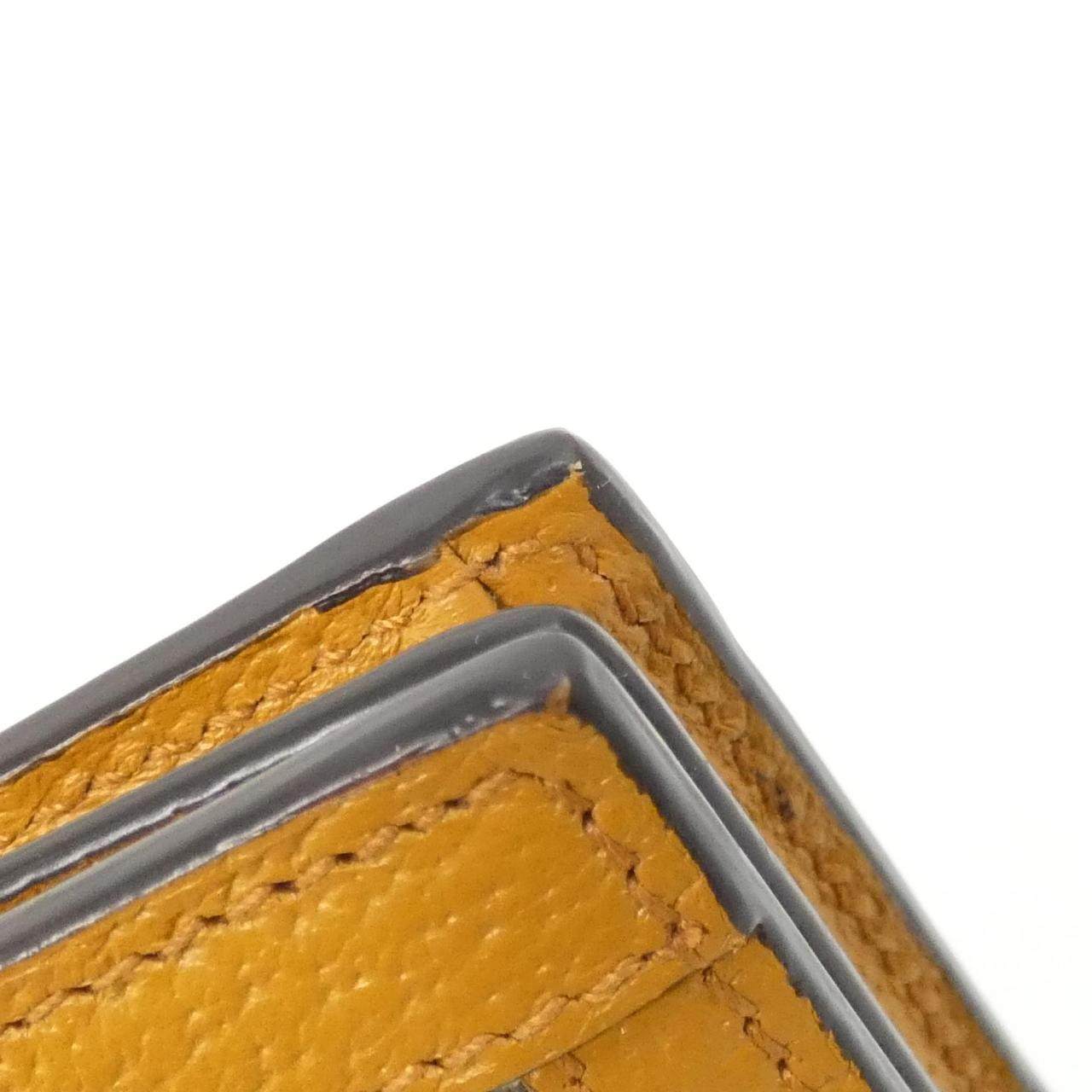 グッチ GGスプリームキャンバス 二つ折り財布