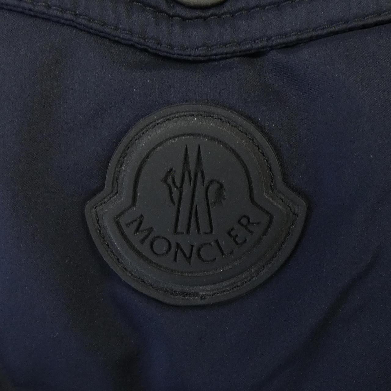 モンクレール MAURES ダウンジャケット