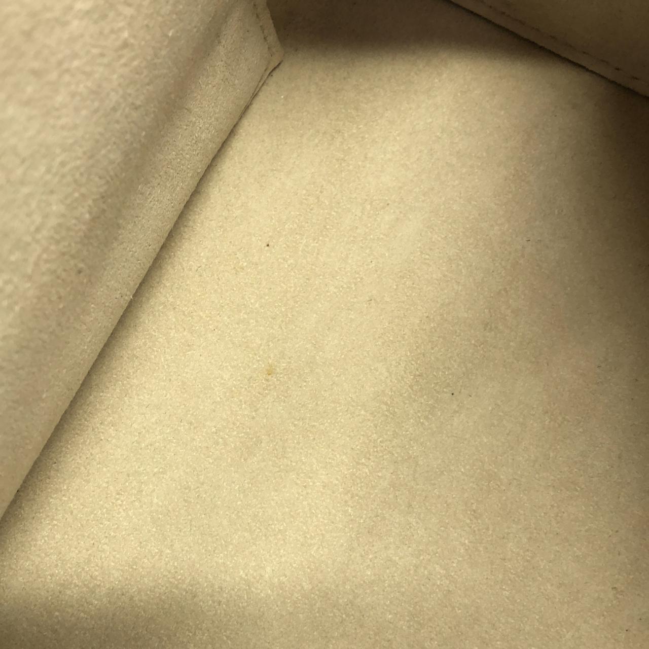 ルイヴィトン ポンヌフ エピ ハンドバッグ