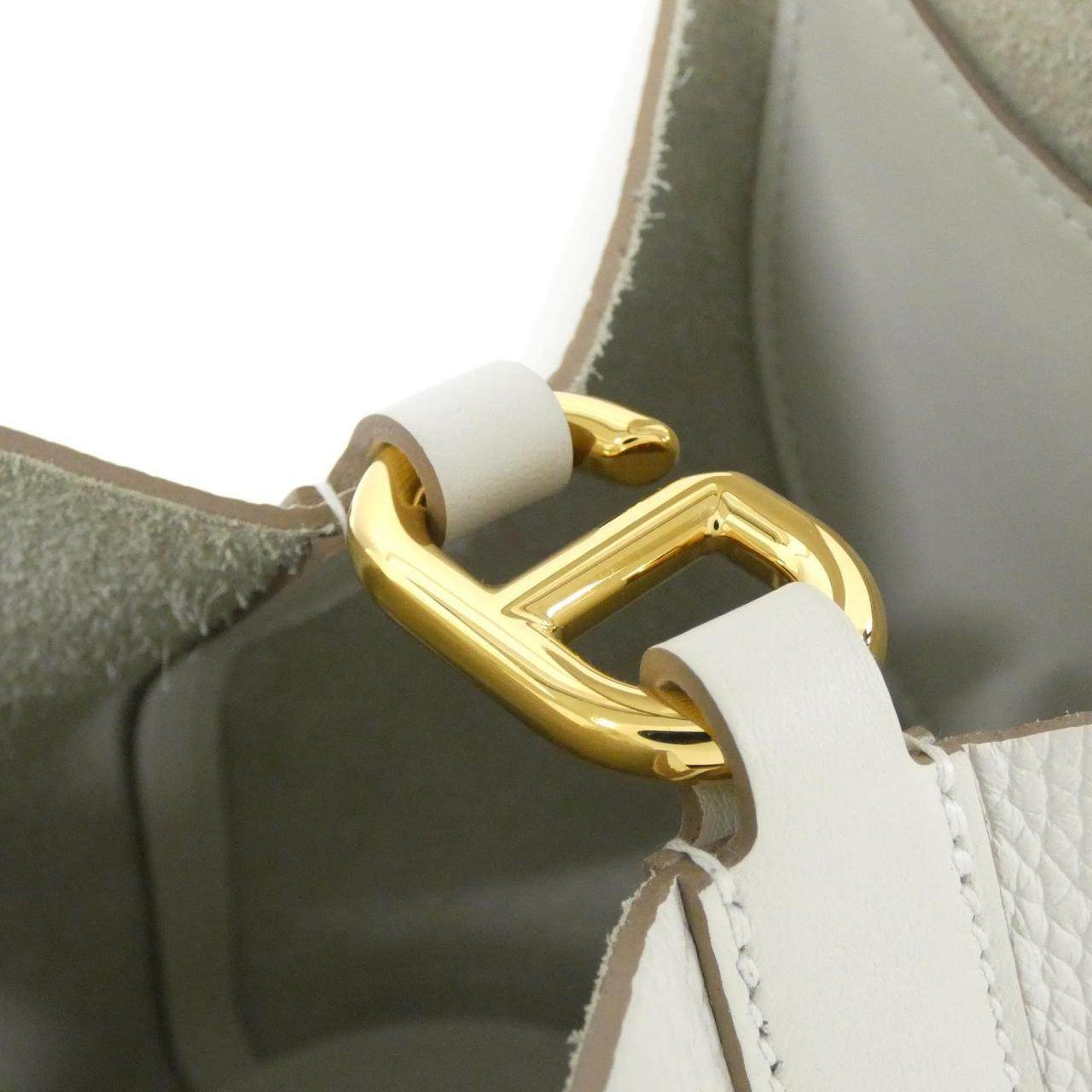 エルメス インザループ18 トリヨンクレマンス スイフト バッグ