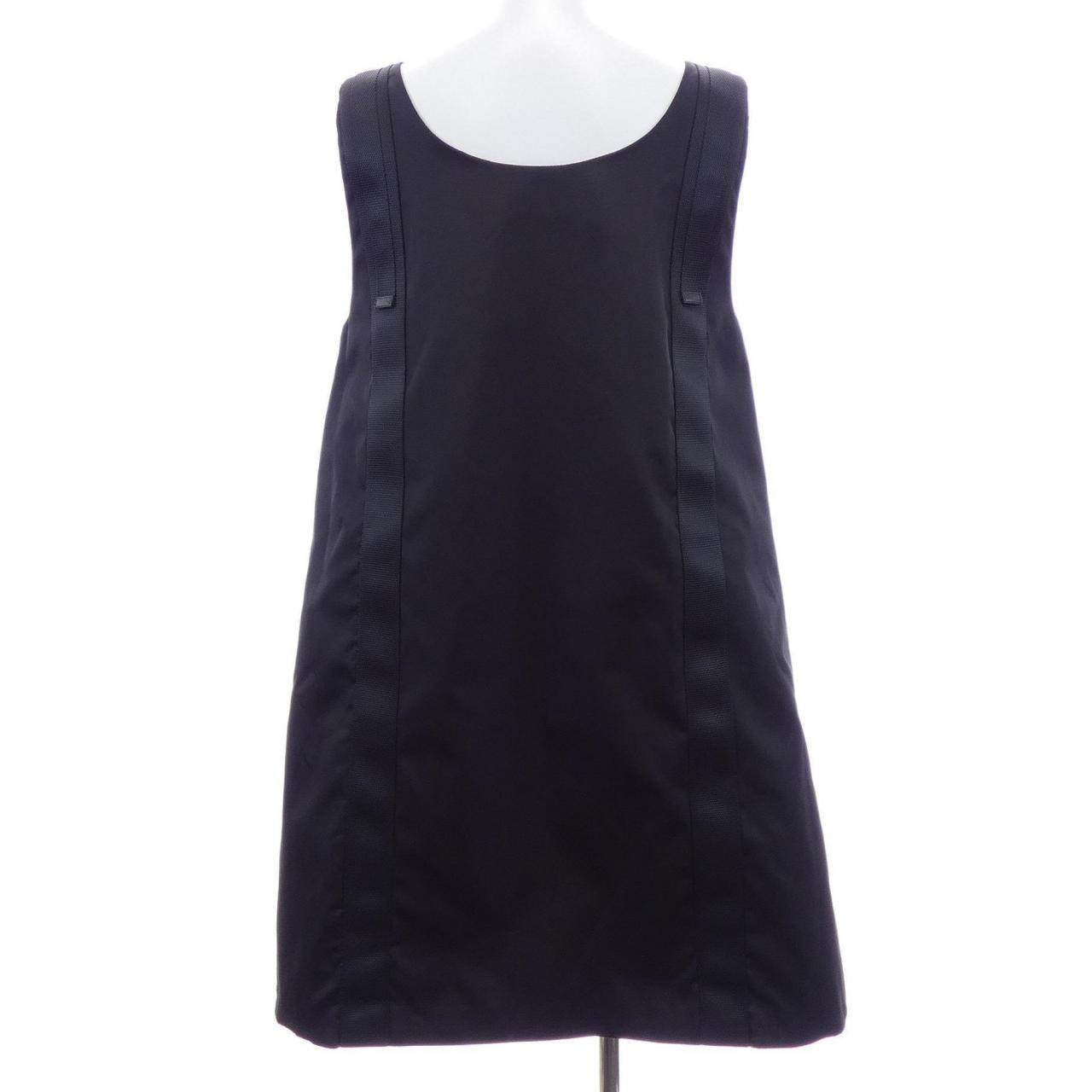 プラダ トライアングルロゴ RE-NYLON ノースリーブドレス