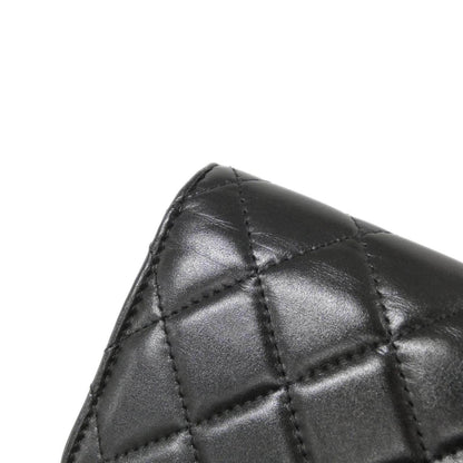 シャネル チェーンウォレット カーフ 財布
