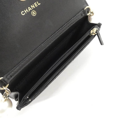 シャネル チェーンウォレット カーフ 財布