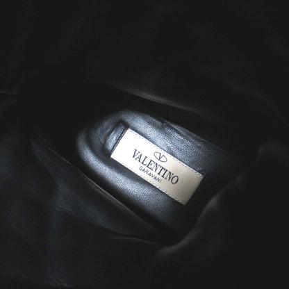 ヴァレンティノ ガラヴァーニ ロックスタッズ キルティング バイカーブーツ