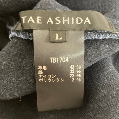 タエアシダ ショートニットセーター