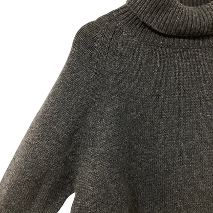 セリーヌ カシミヤタートルネックニット