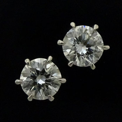 ダイヤモンド ピアス 0.63ct Pt900 プラチナ