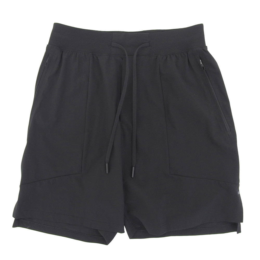 ルルレモン ショートパンツ