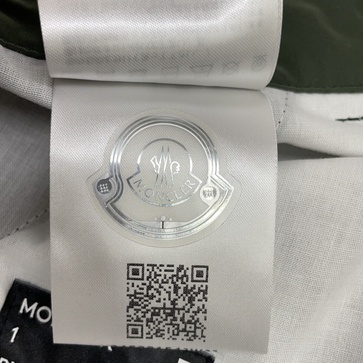 モンクレール PANTALONE ポリエステルパンツ
