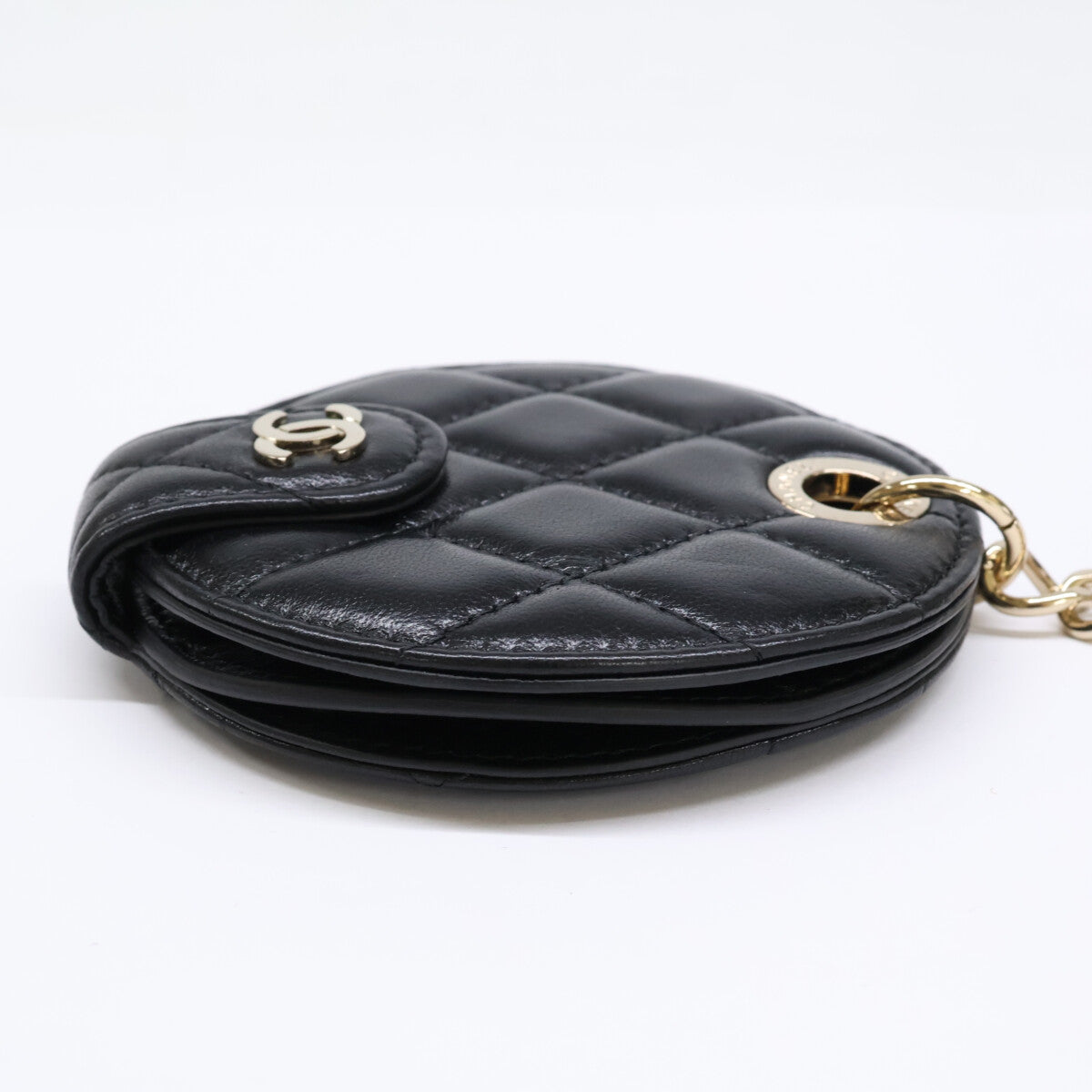 シャネル マトラッセ ラムスキン ネーム タグ チャーム