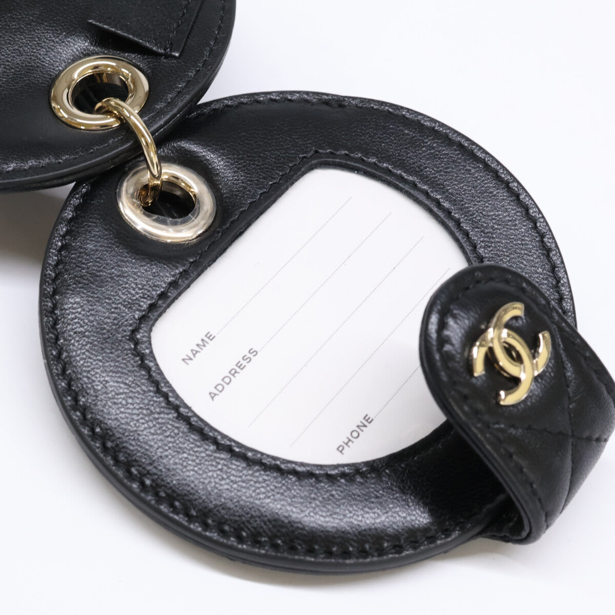 シャネル マトラッセ ラムスキン ネーム タグ チャーム