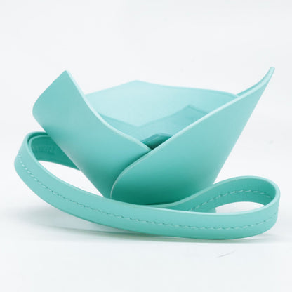 ティファニー フラワー レザー バッグ チャーム