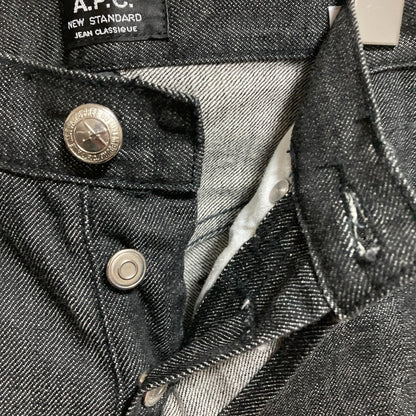 アーペーセー NEW STANDARD デニムパンツ