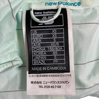 ニューバランスウインドブレーカー