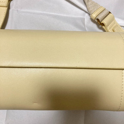 ZARA ショルダーバッグ