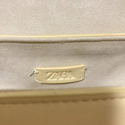 ZARA ショルダーバッグ