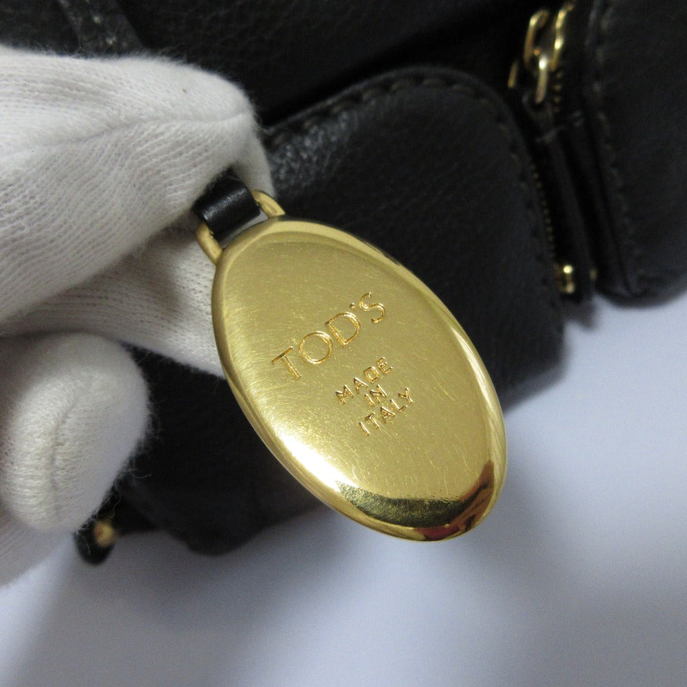 トッズ レザーハンドバッグ