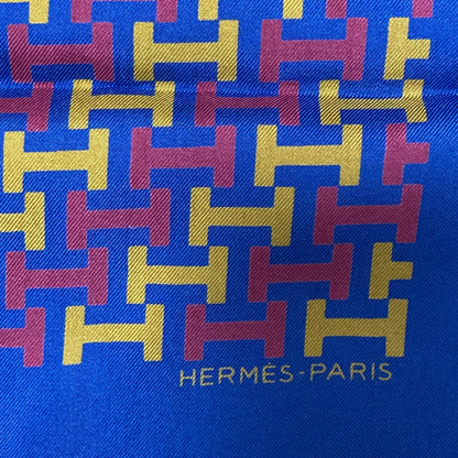 エルメス Hパターン シルクスカーフ