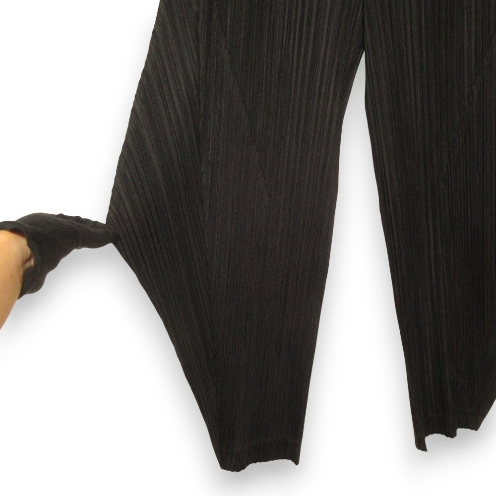 PLEATS PLEASE ISSEY MIYAKE 厚手 ボトムス 1 パンツ