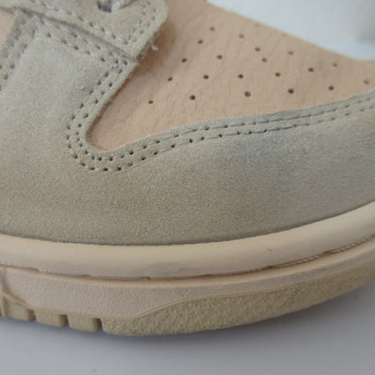 ナイキ DUNK LOW Plush Swoosh スニーカー