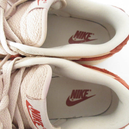 ナイキ DUNK LOW Plush Swoosh スニーカー
