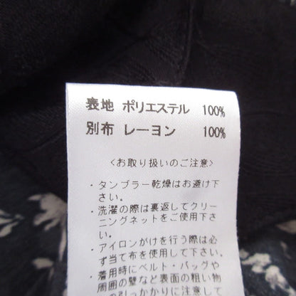 WHYTO. フラワープリントワンピース