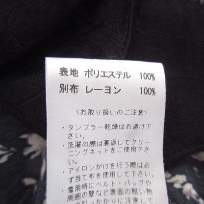 WHYTO. フラワープリントワンピース