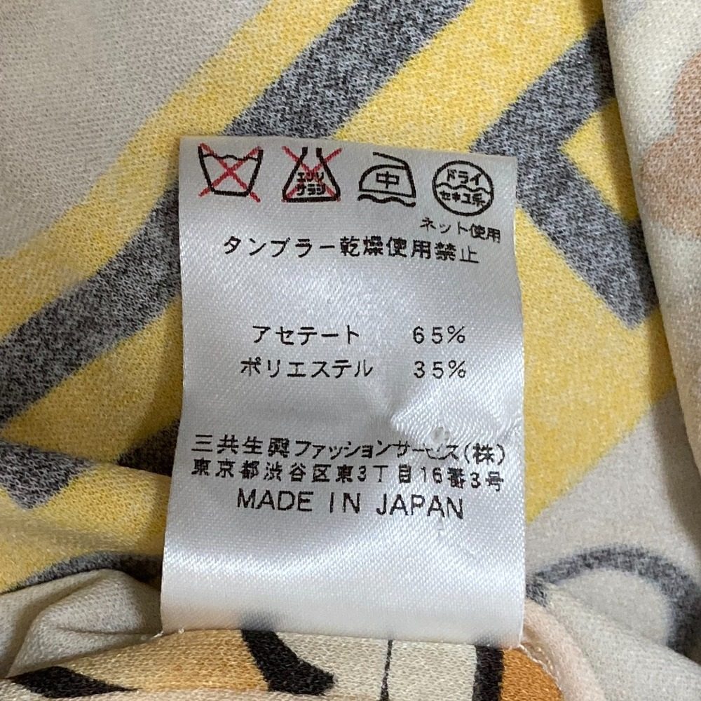 レオナール カンカンストレッチ フラワープリント ノーカラーシャツジャケット