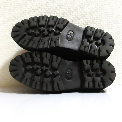 カミナンド スエードローファー