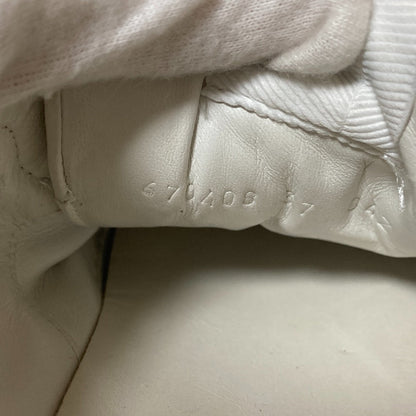 グッチ GGエンボス レザースニーカー