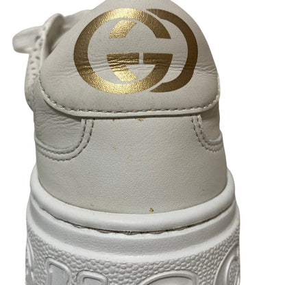 グッチ GGエンボス レザースニーカー