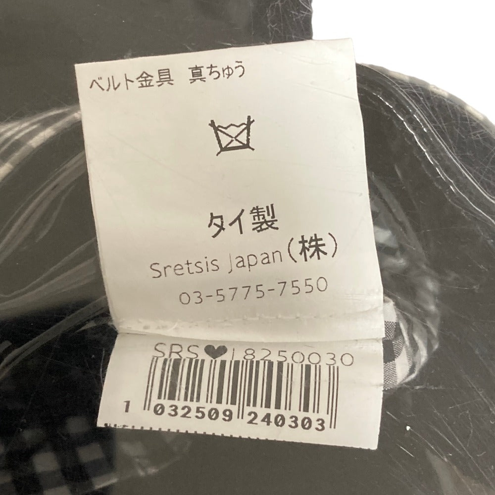 スレトシス エナメルショートパンツ