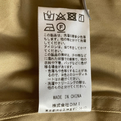 コエルケープ付きトレンチコート