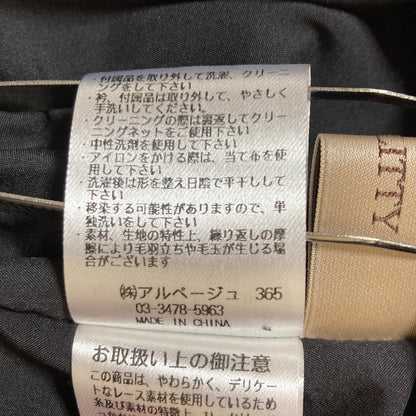 ジャスグリッティーレース襟付きワンピース