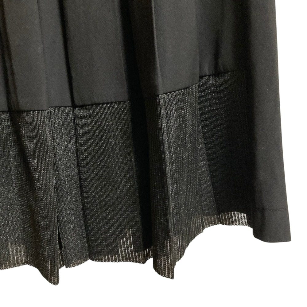 フレッドペリー Sheer Knit Paneledスカート