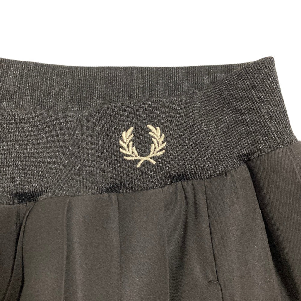 フレッドペリー Sheer Knit Paneledスカート