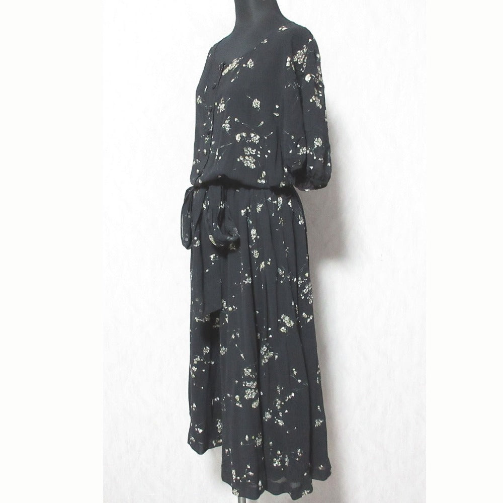 インゲボルグ フラワー刺繍シフォンワンピース