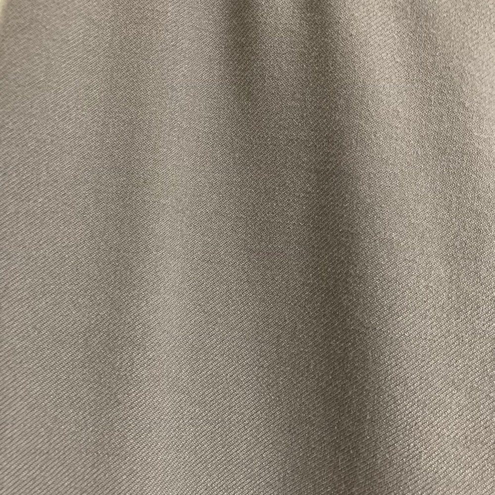 エブリデイアイライク テーパードパンツ