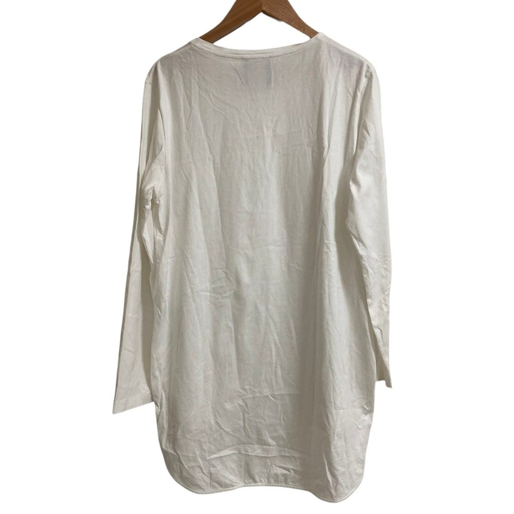 エイトン ロングスリーブラウンドヘムTシャツ
