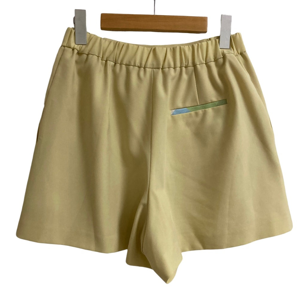 ブルーレーベルクレストブリッジ ショートパンツ