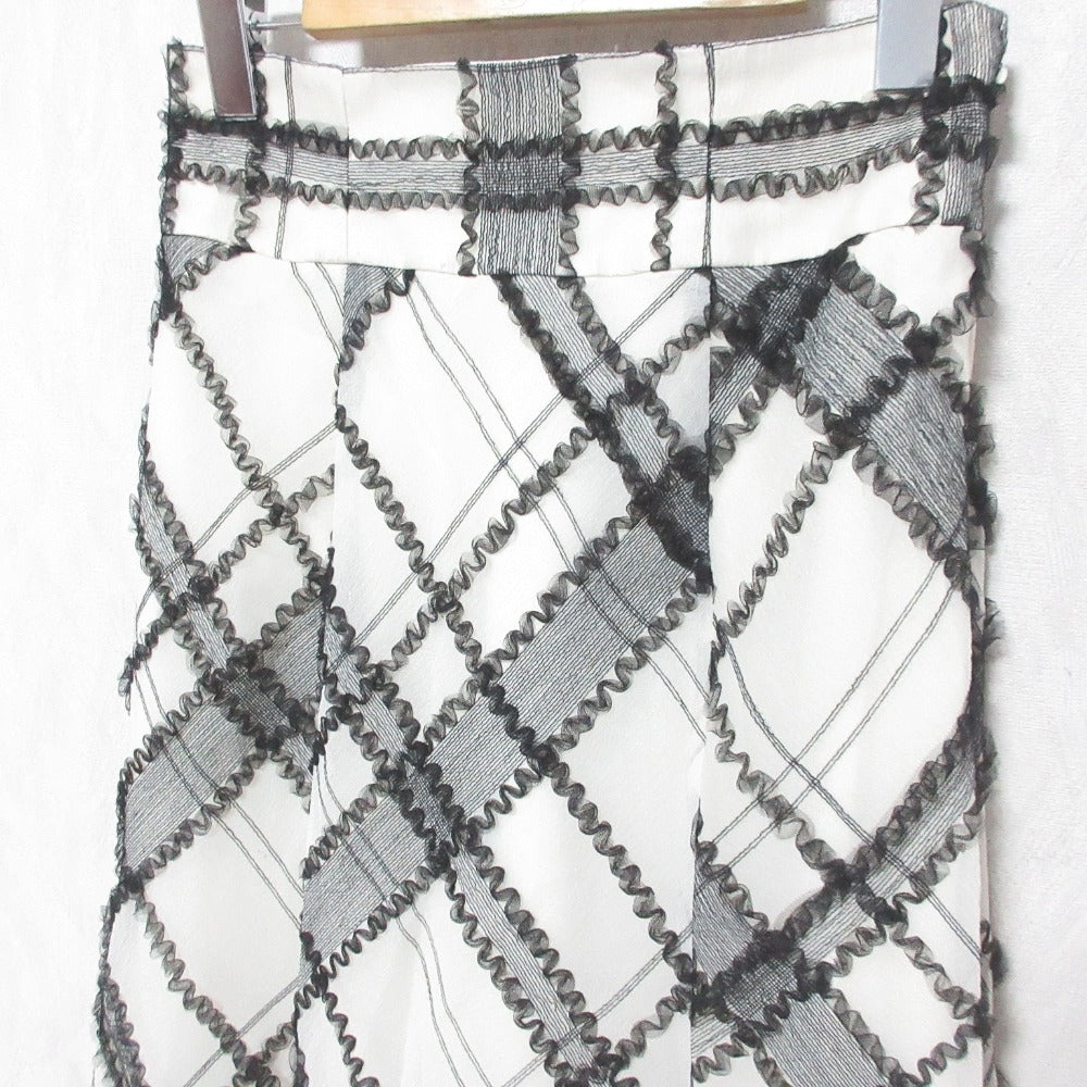 マイストラーダ チュールチェック刺繍スカート