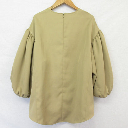 クラネ VOLUME PUFF TOPS ブラウス