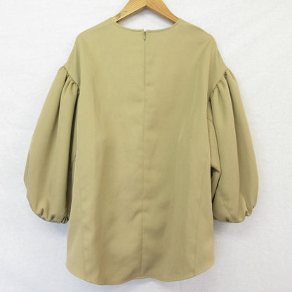 クラネ VOLUME PUFF TOPS ブラウス
